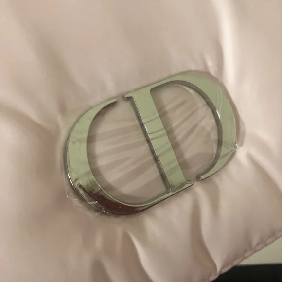 Dior Beauty Pink clutch Limited Edition - Picture 10 of 16